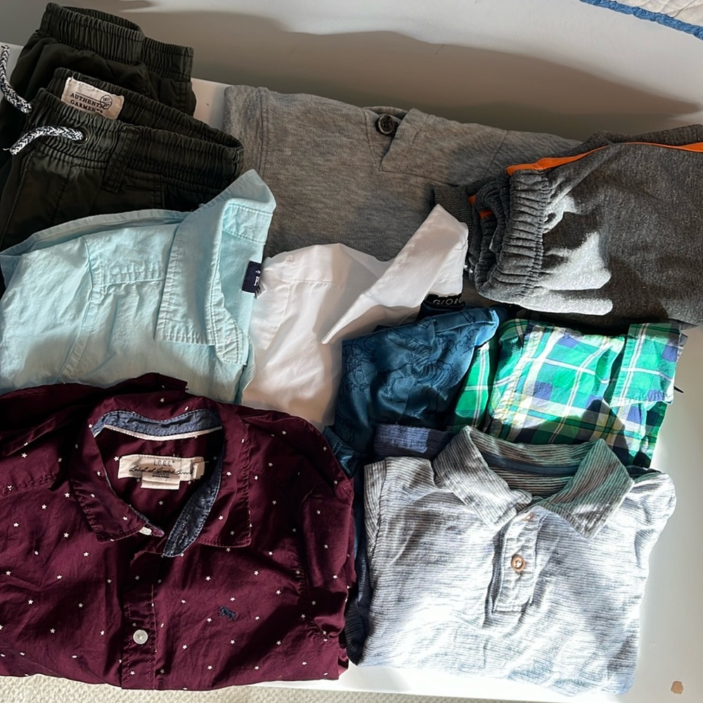 BOYS 4T clothing bundle
